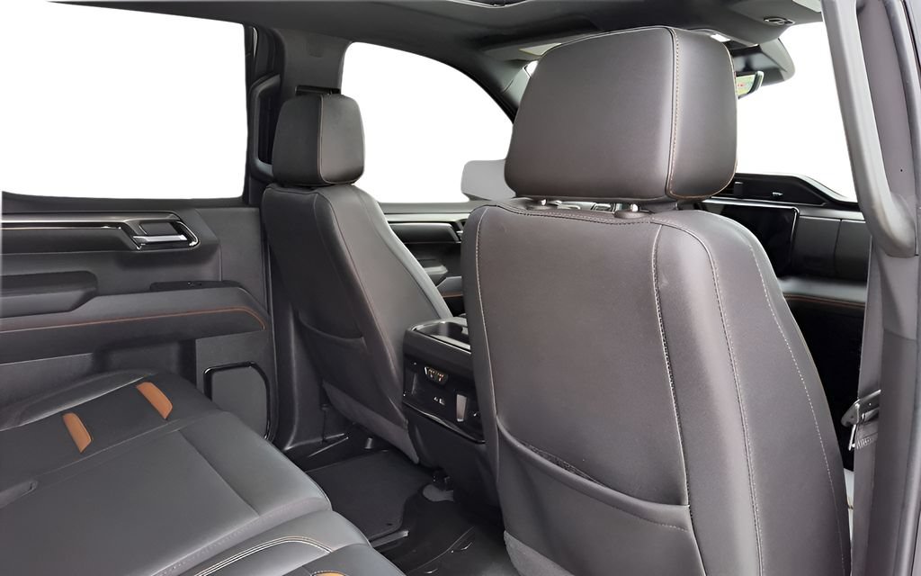 Used 2023 GMC Sierra 1500 AT4 w/ AT4 Premium Package AWD/4WD image 35