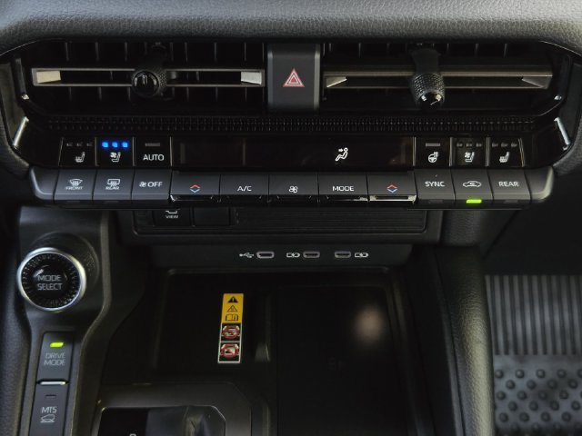Used 2026 Toyota Land Cruiser w/ Premium Package AWD/4WD image 17
