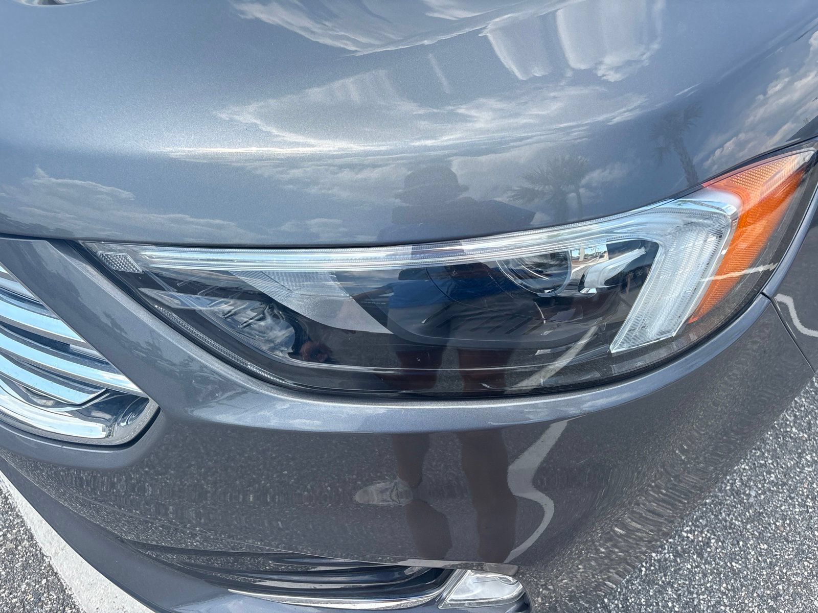 Used 2023 Ford Edge Titanium AWD/4WD image 9