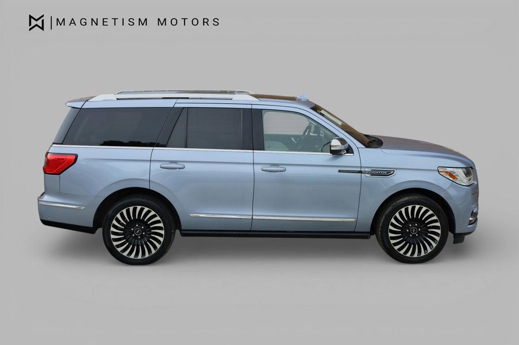 Used 2020 Lincoln Navigator Black Label image 3