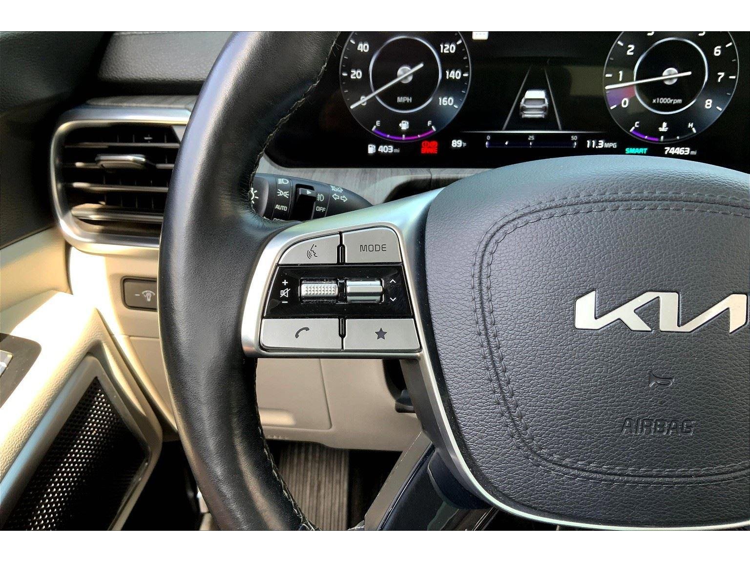 Used 2023 Kia Telluride SX image 17