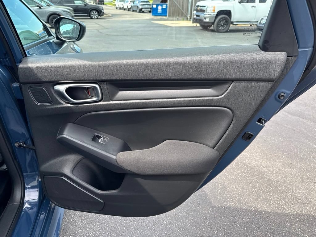 Used 2025 Honda Civic LX image 30