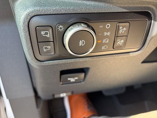 New 2025 Ford Bronco Badlands image 22