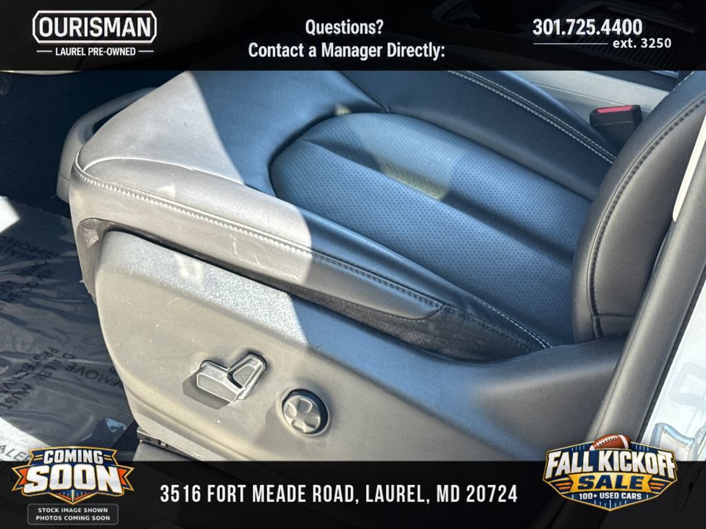 Used 2024 Chrysler Pacifica Limited FWD image 7