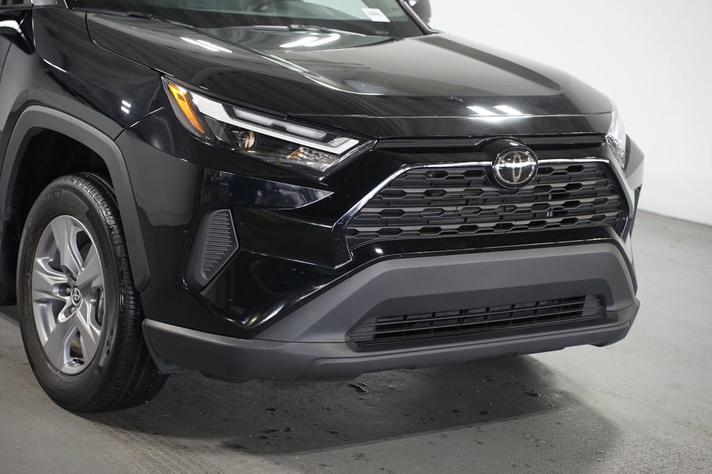 Certified 2025 Toyota RAV4 LE image 4