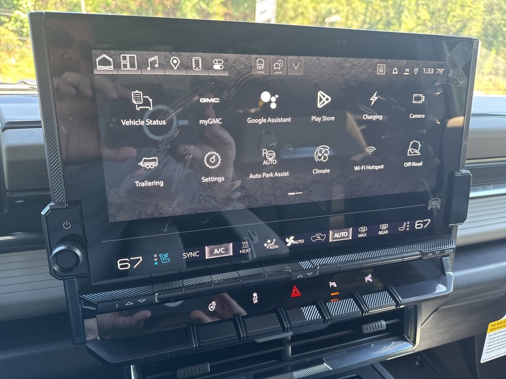 New 2026 GMC Hummer EV 4x4 Crew Cab image 17