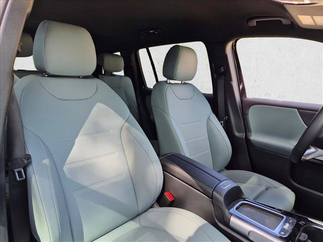 Used 2026 Mercedes-Benz GLB 250 image 17