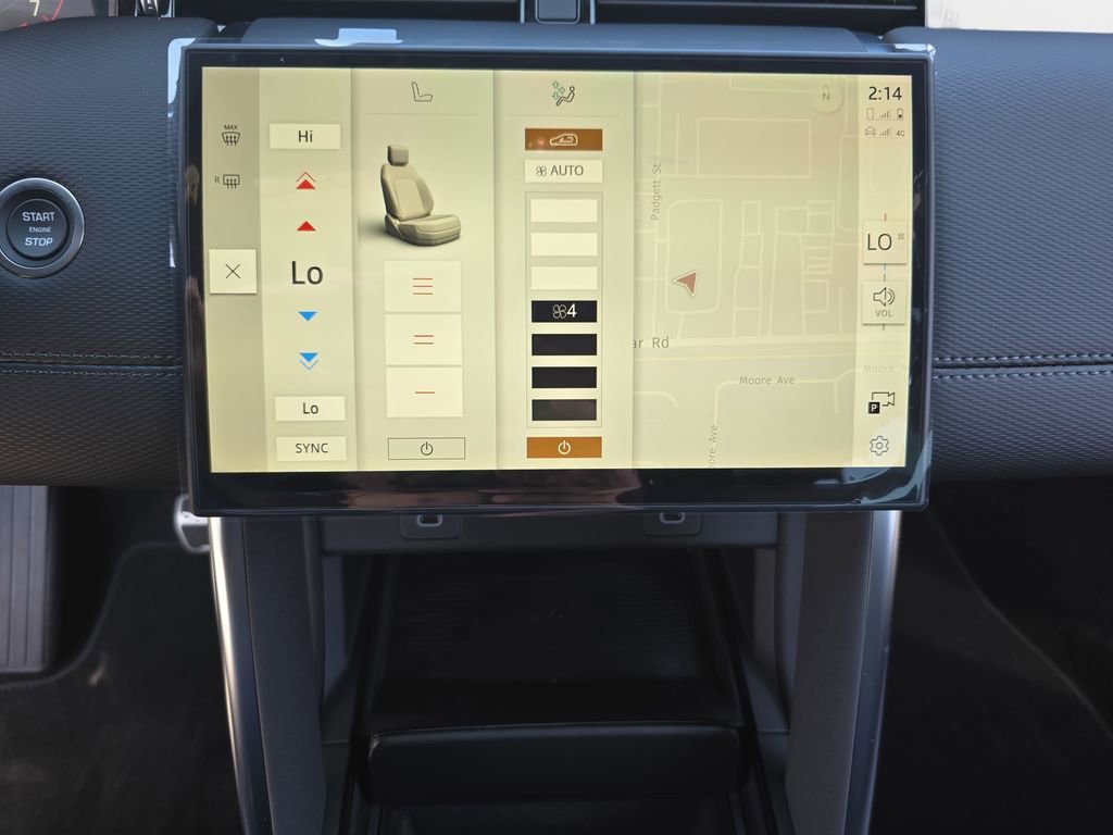 New 2026 Land Rover Discovery Sport Landmark image 24