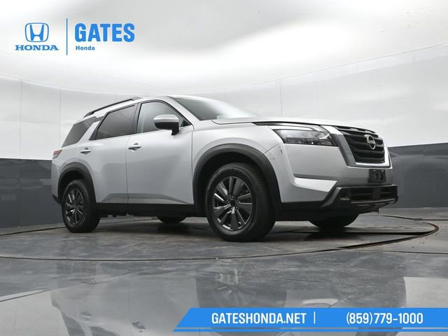 Used 2023 Nissan Pathfinder SV image 40