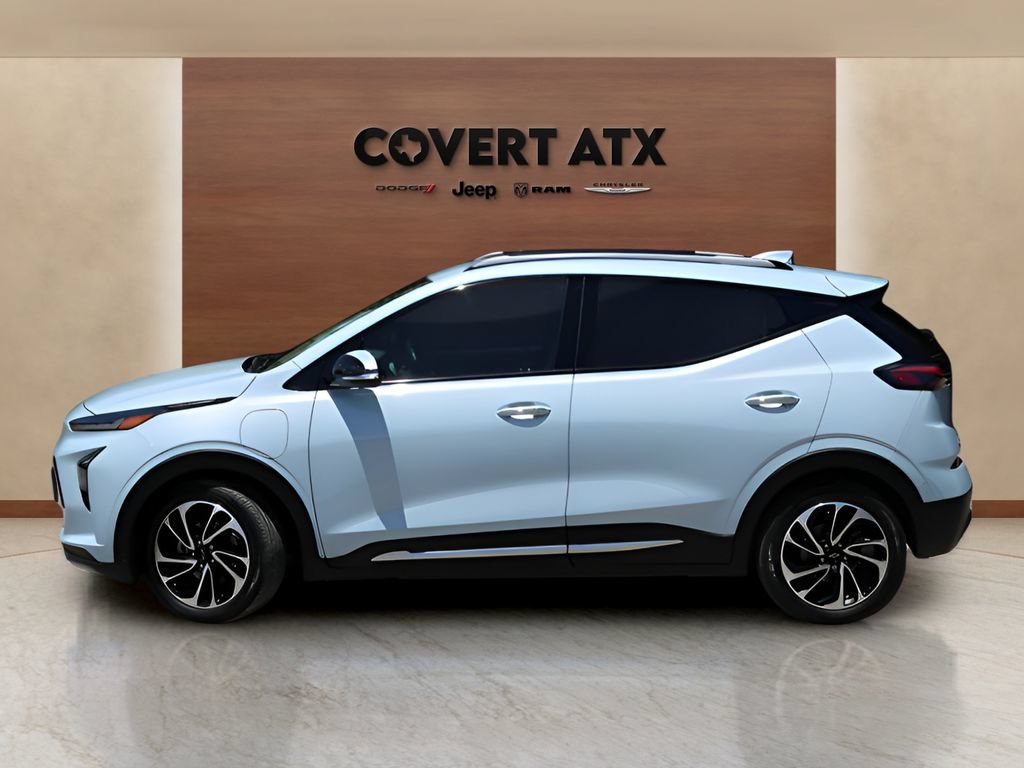 Used 2023 Chevrolet Bolt EUV Premier FWD image 2