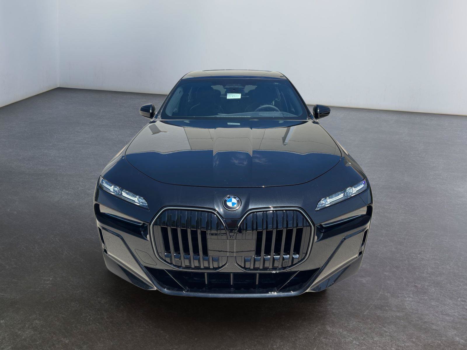 New 2026 BMW 760i xDrive w/ Executive Package AWD/4WD image 10