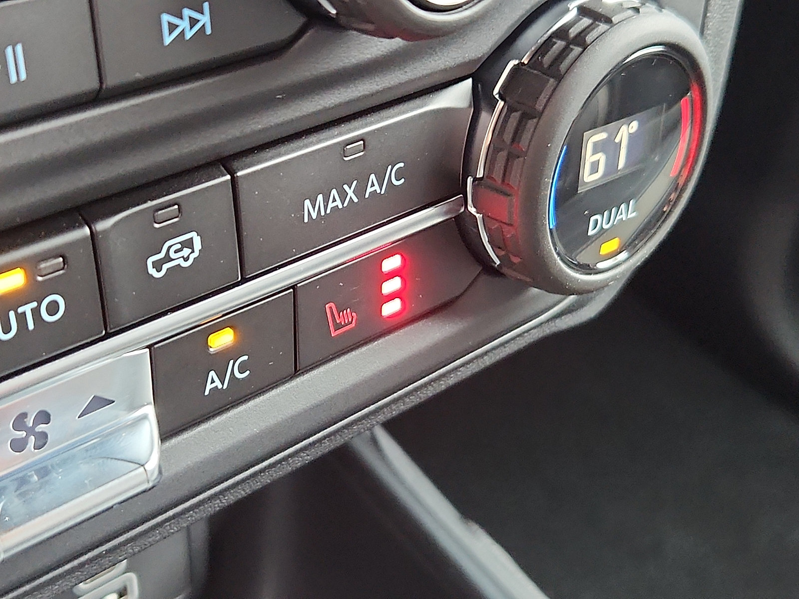 New 2026 Ford Bronco Outer Banks AWD/4WD image 17