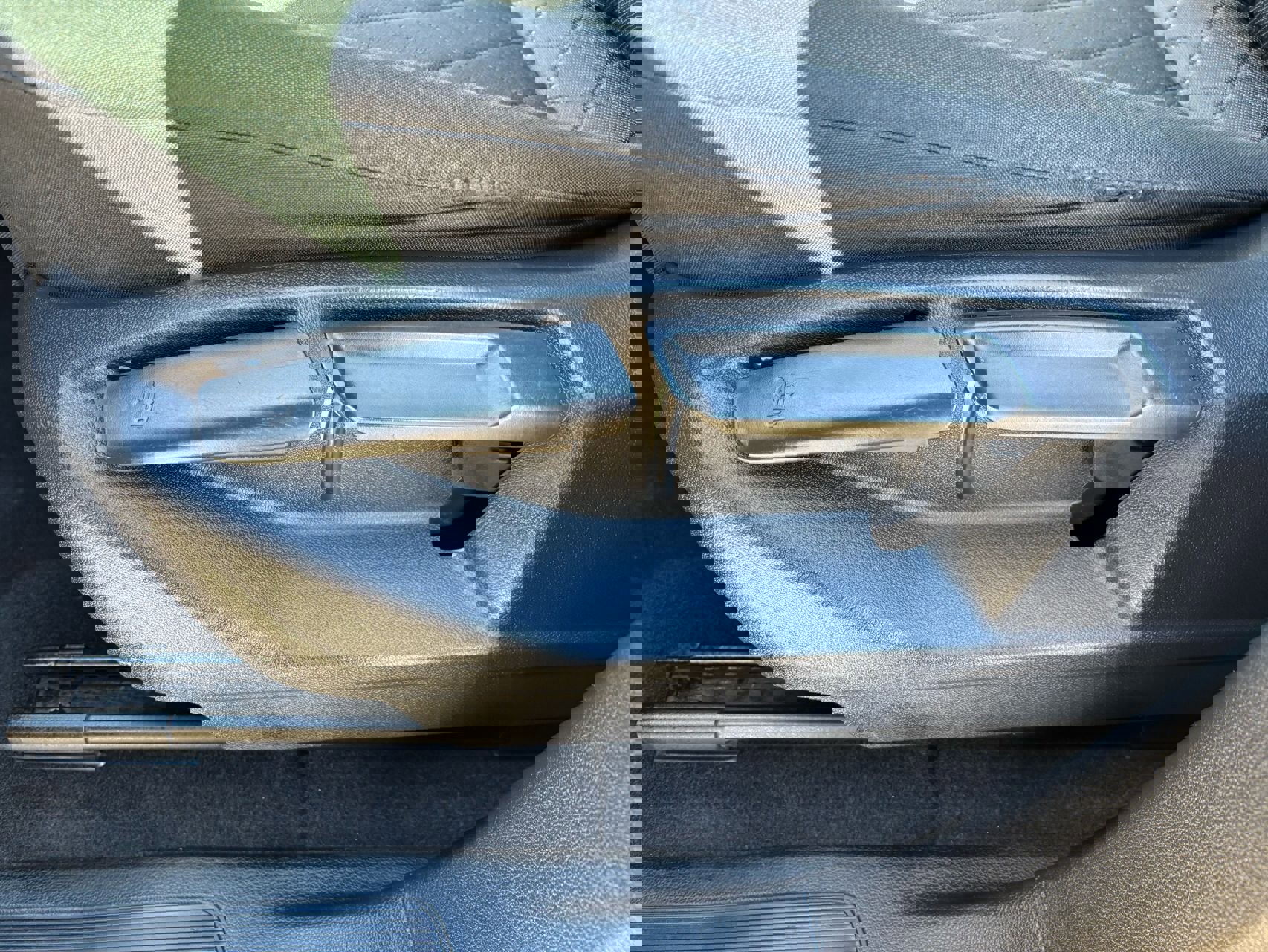 Used 2018 Volkswagen Atlas Launch Edition image 15