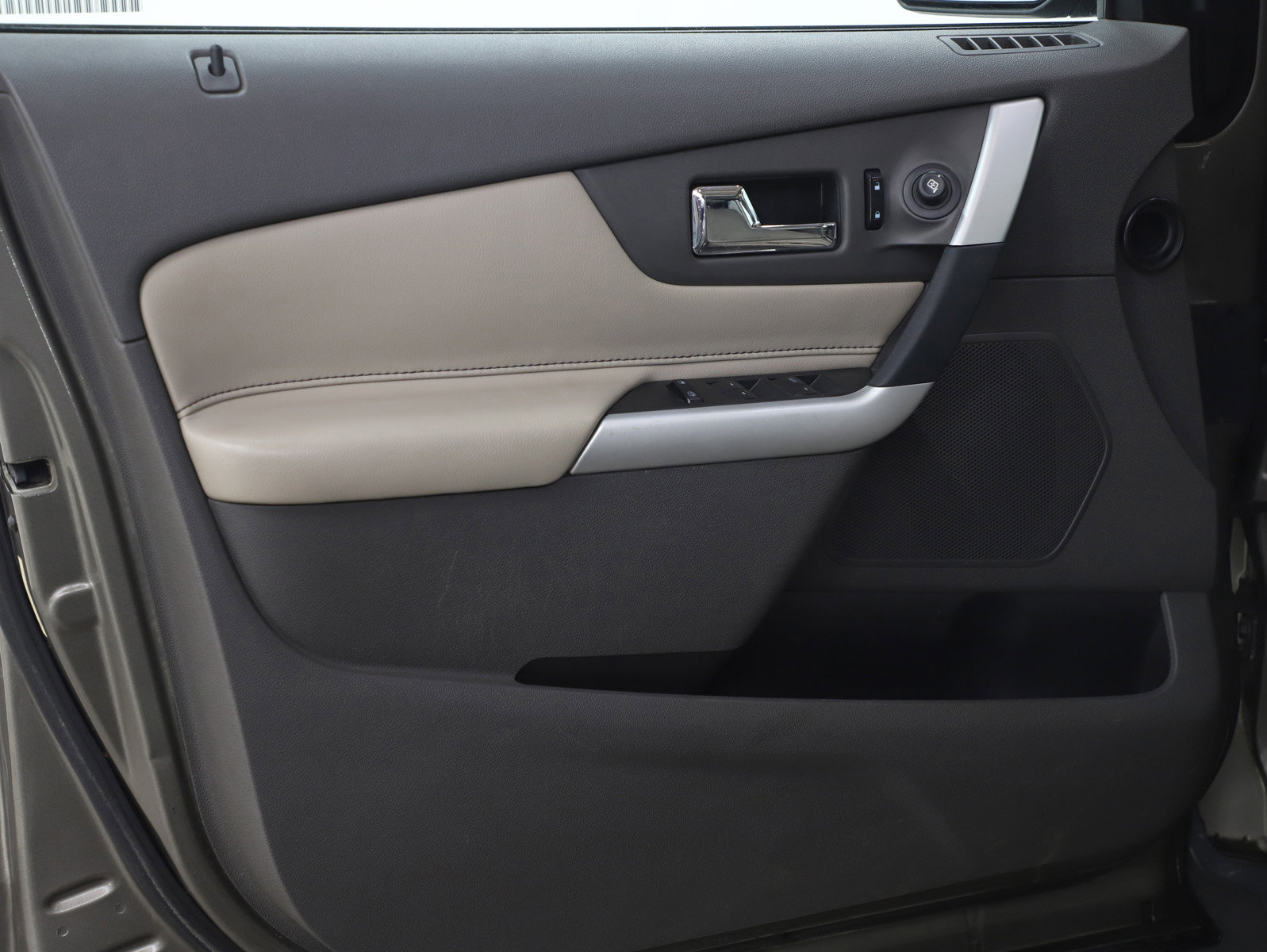 Used 2013 Ford Edge SEL image 21