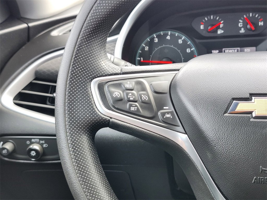 Used 2023 Chevrolet Malibu LS image 25