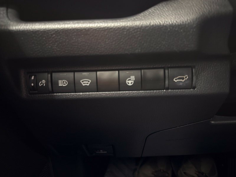Used 2024 Toyota RAV4 XLE w/ Convenience Package AWD/4WD image 23