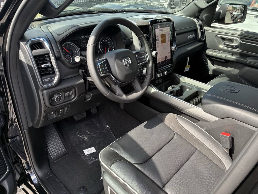 New 2026 RAM 1500 Laramie w/ Laramie Preferred Package AWD/4WD image 11