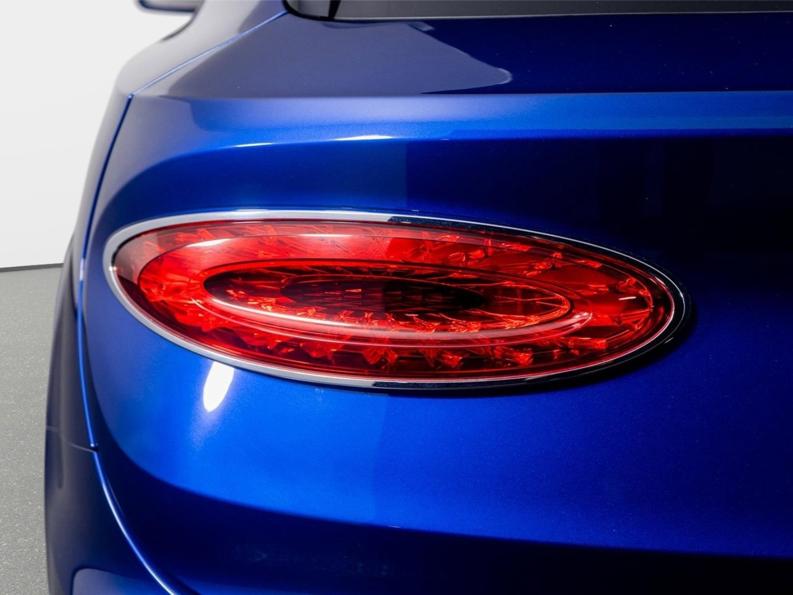 Used 2022 Bentley Bentayga Speed image 12