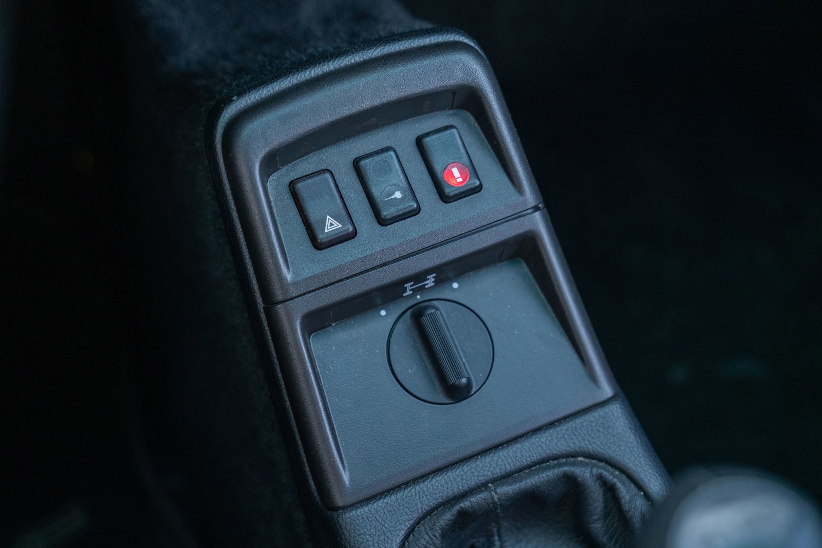 Used 1989 Porsche 911 Carrera 4 image 19