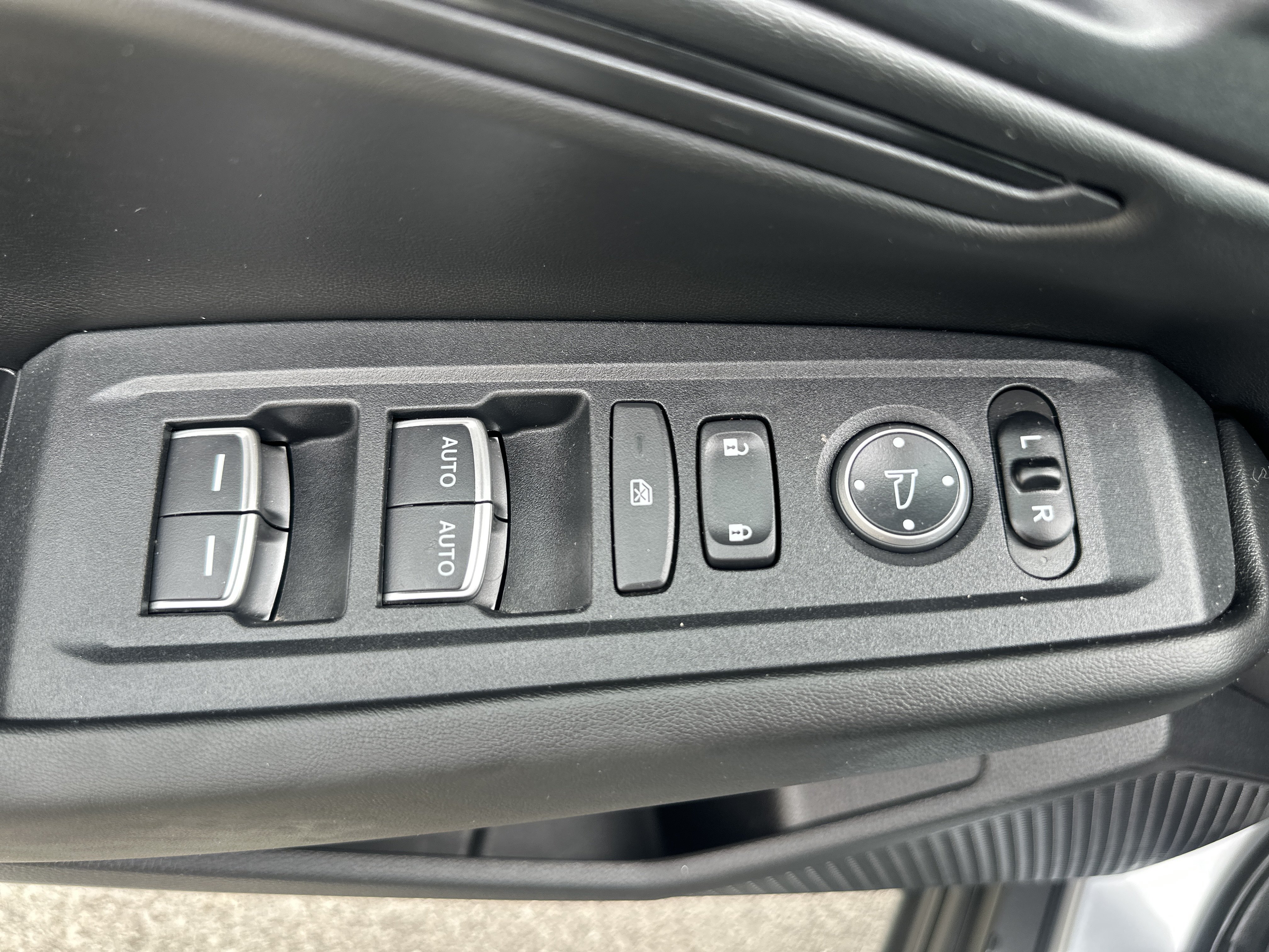 Used 2025 Honda Accord SE image 22