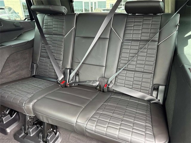 Used 2024 Cadillac Escalade Premium Luxury Platinum w/ Heavy-Duty Trailer Package image 15