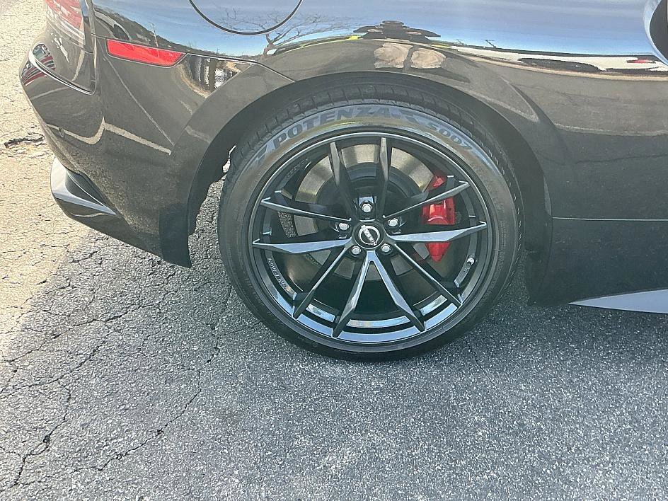 Certified 2024 Nissan Z Performance w/ Floor Mat Package image 9