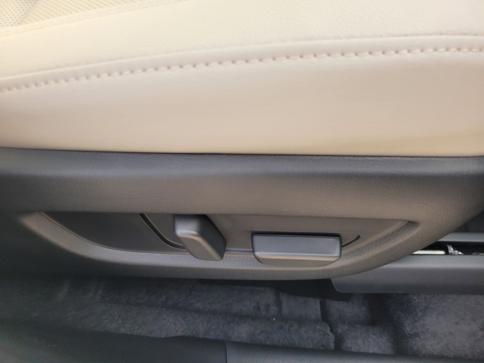 New 2026 MAZDA CX-70 SC Plus image 16