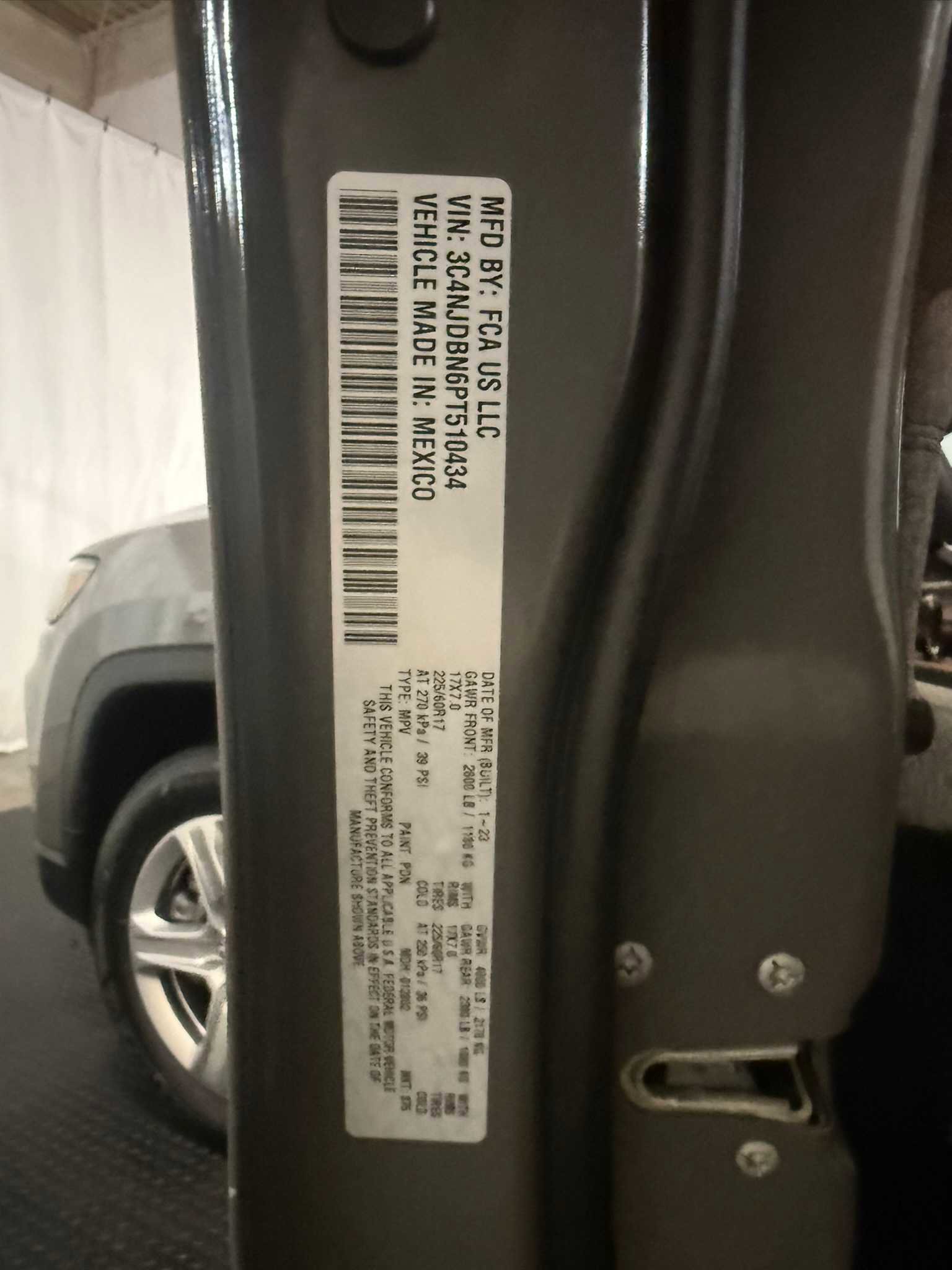 Used 2023 Jeep Compass Latitude image 38