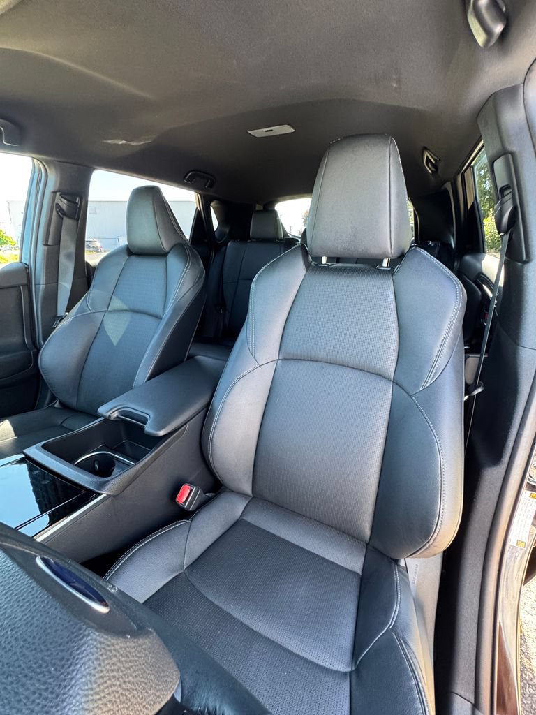 Used 2023 Subaru Solterra AWD image 31