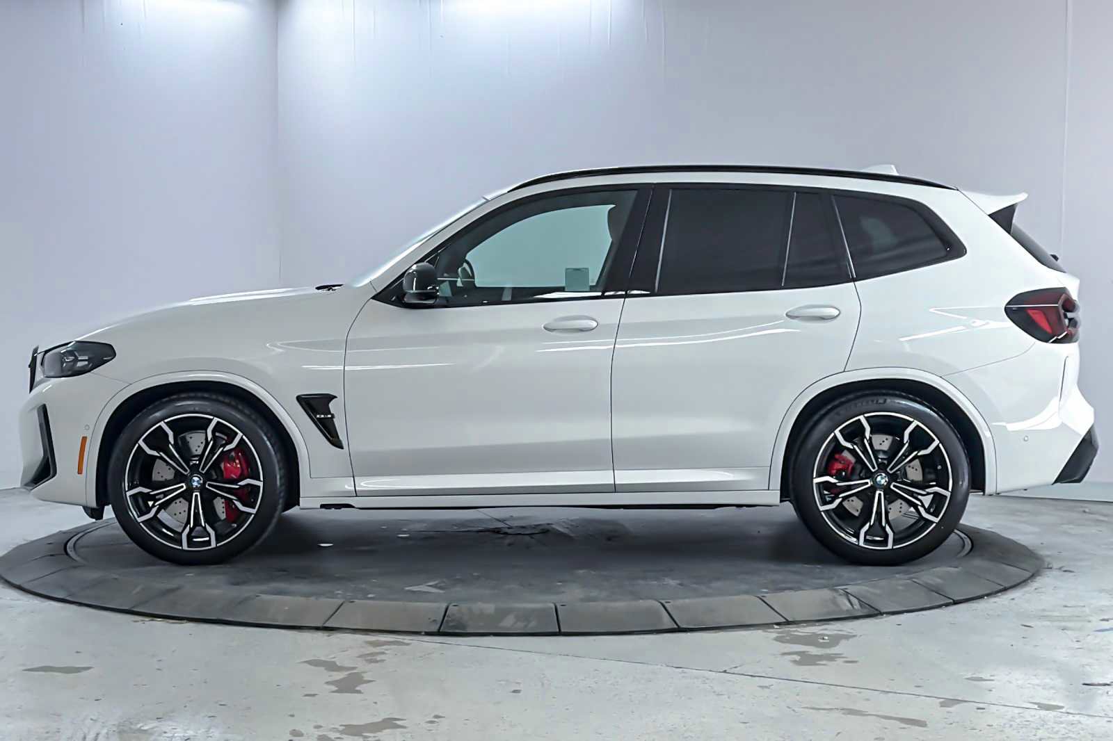 Used 2024 BMW X3 M w/ Competition Package image 5