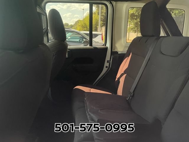 Used 2023 Jeep Wrangler Unlimited Sport AWD/4WD image 11