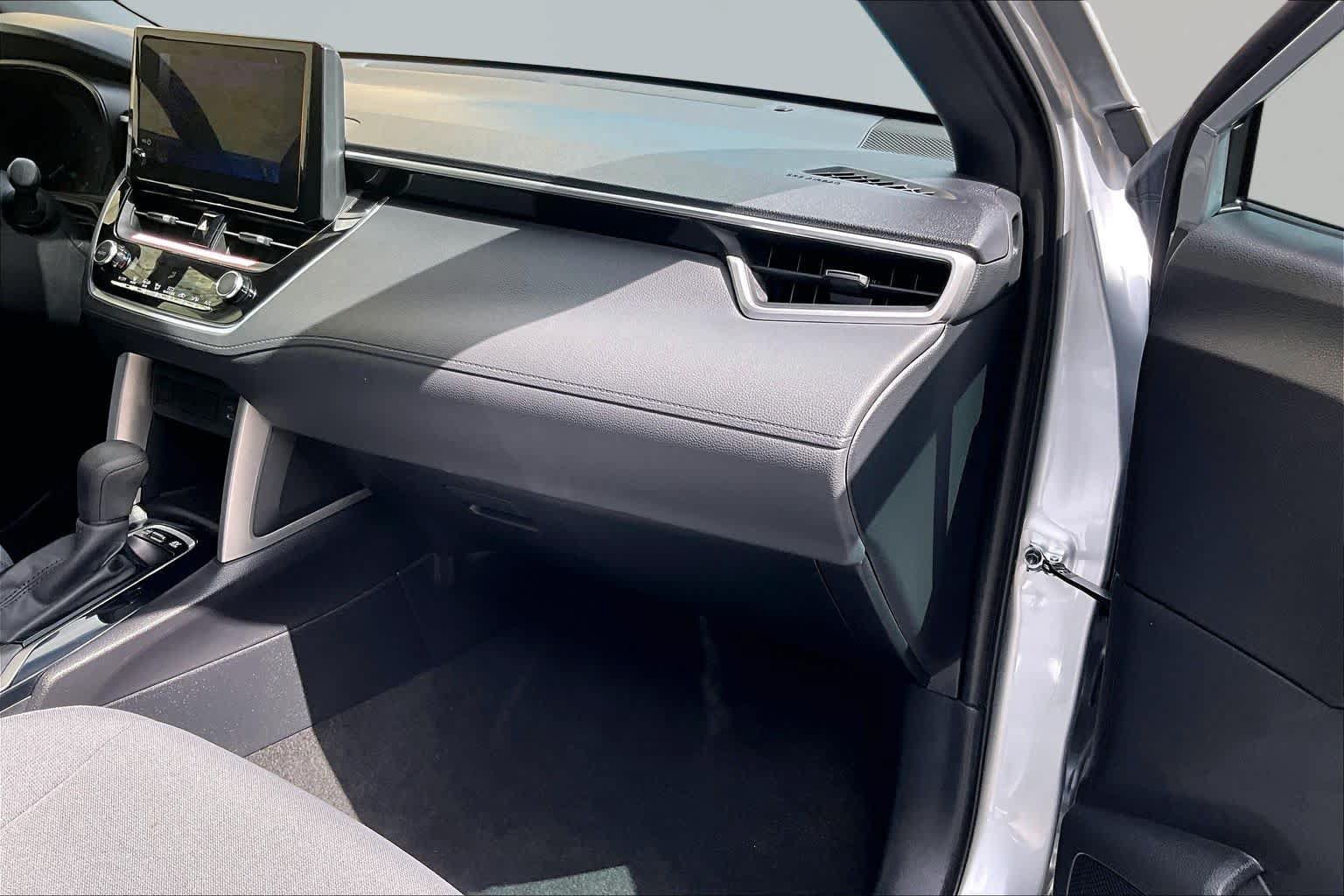 Certified 2023 Toyota Corolla Cross AWD Hybrid image 19