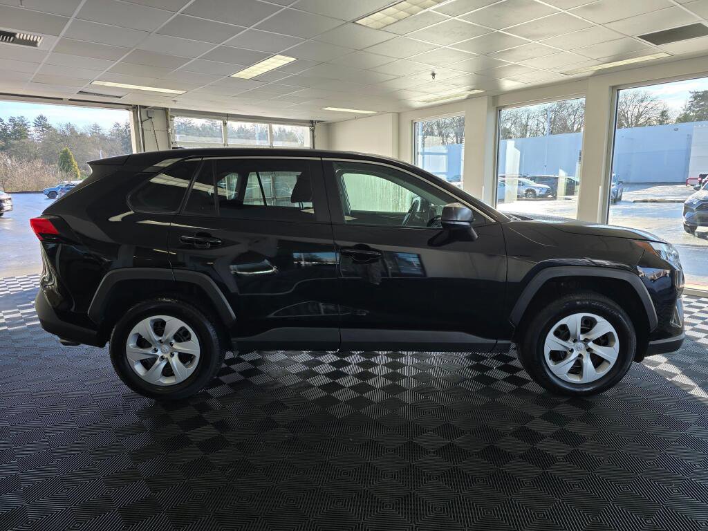 Used 2025 Toyota RAV4 LE image 2