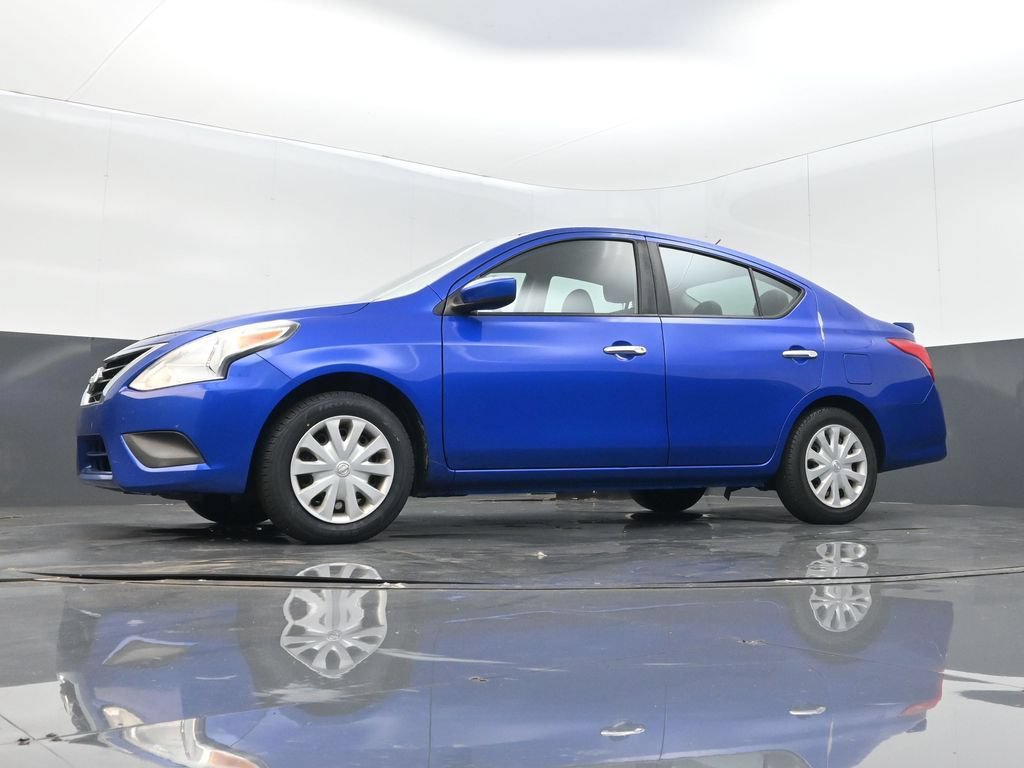 Used 2017 Nissan Versa SV FWD image 13