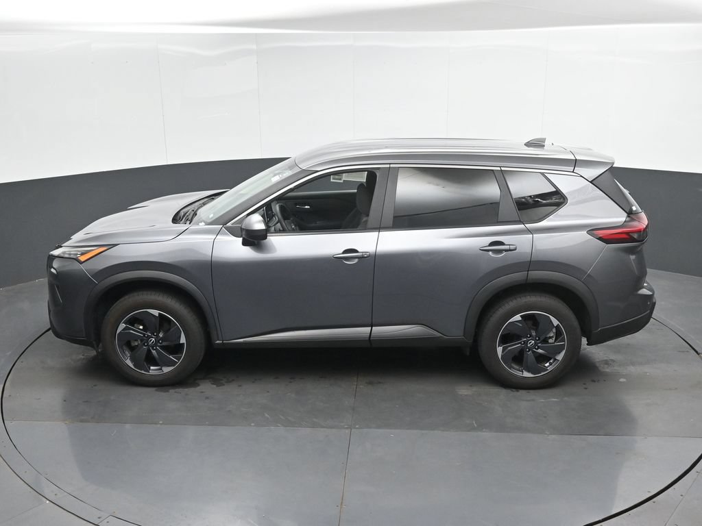 Used 2024 Nissan Rogue SV FWD image 37