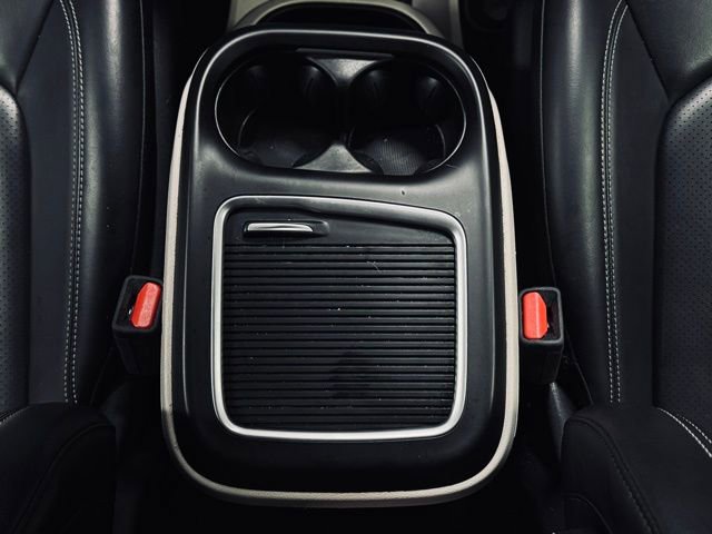 Used 2024 Chrysler Pacifica Touring-L FWD image 36