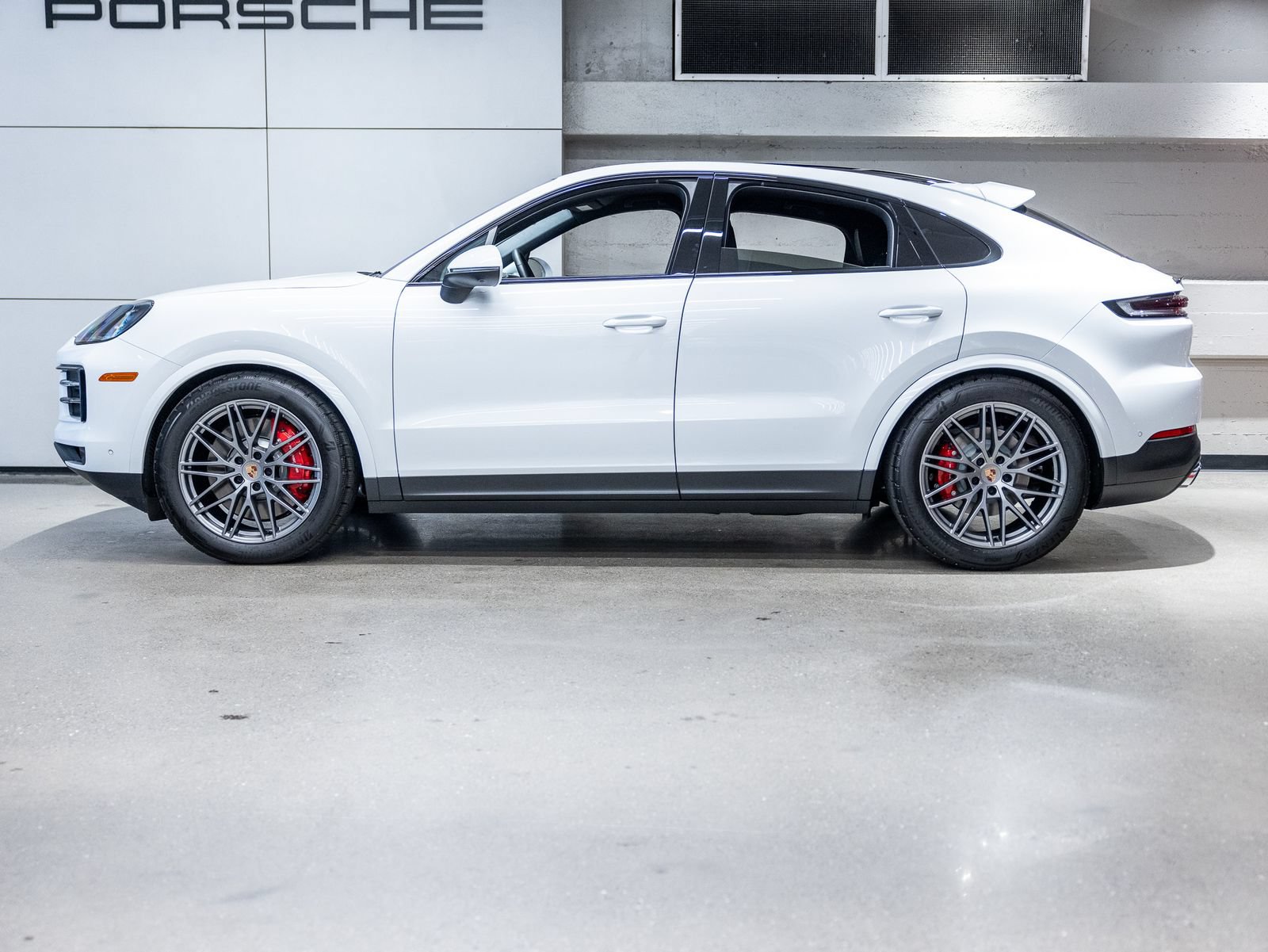 New 2026 Porsche Cayenne S AWD/4WD image 2