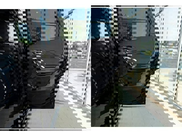 Used 2025 BMW X1 xDrive28i w/ Technology Package image 75