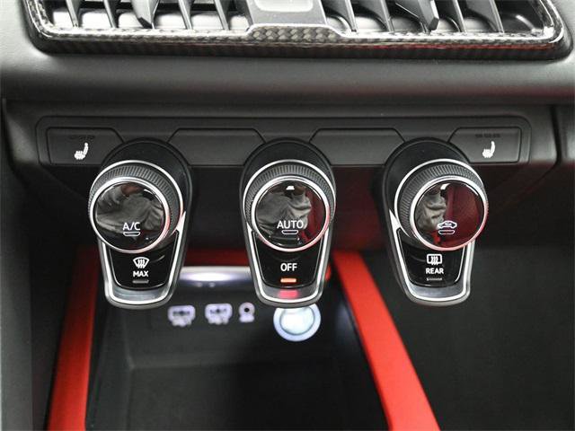 Used 2018 Audi R8 V10 image 24