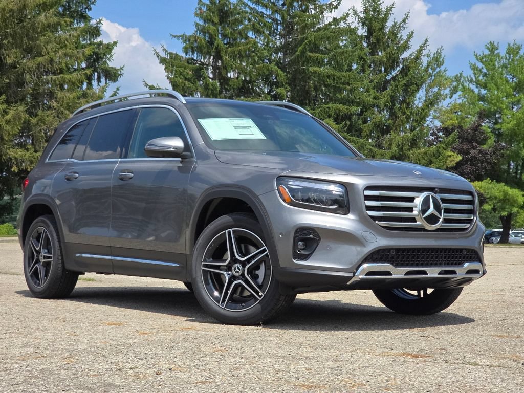 New 2026 Mercedes-Benz GLB 250 4MATIC image 2