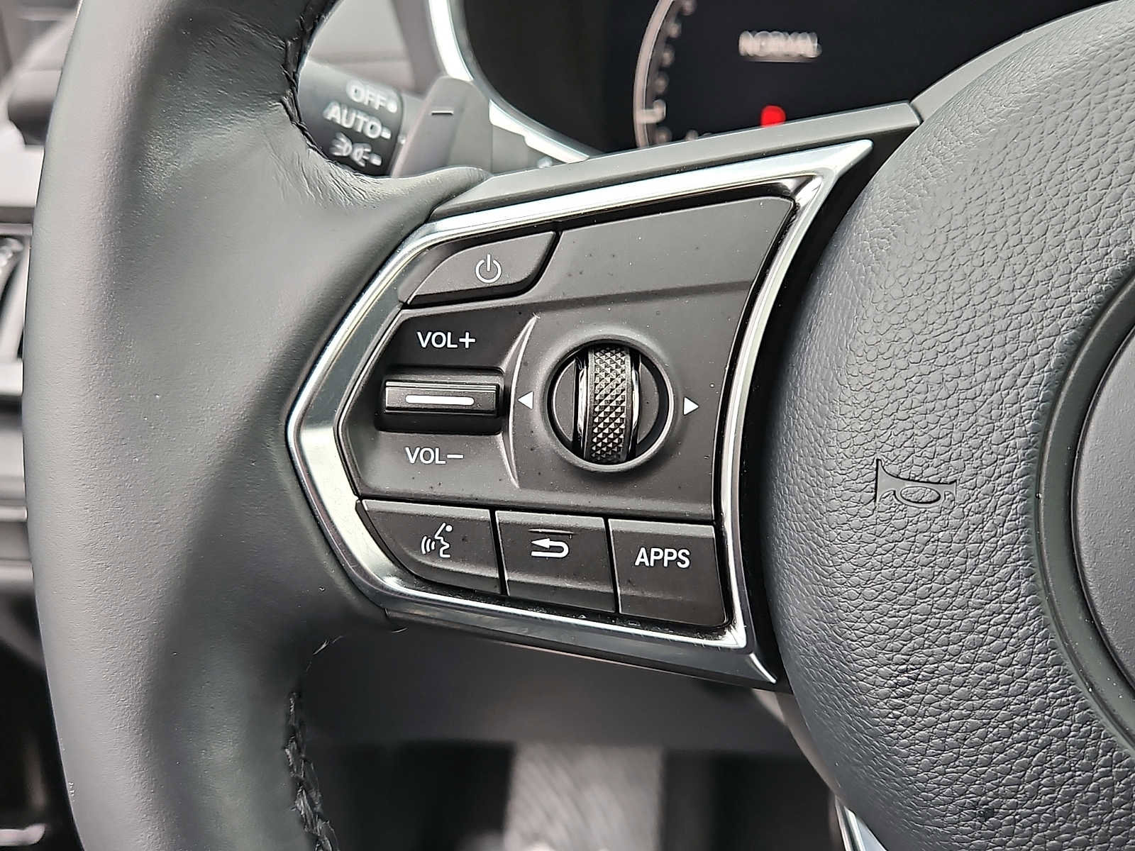 Certified 2023 Acura MDX SH-AWD w/ Technology Package image 28