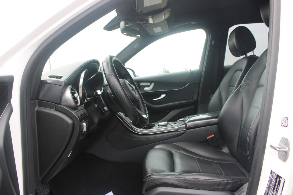 Used 2017 Mercedes-Benz GLC 300 image 23