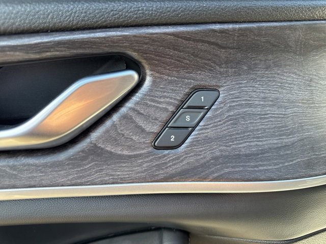 Used 2022 Jeep Grand Cherokee L Limited image 33