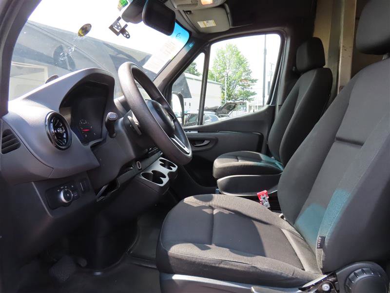 Used 2019 Mercedes-Benz Sprinter 170 image 19