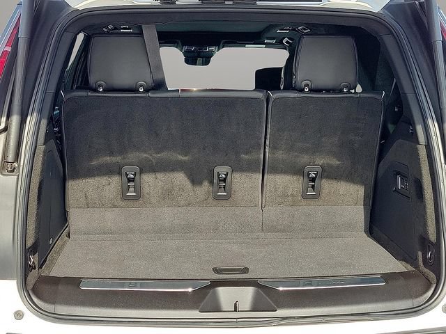 Used 2024 Cadillac Escalade Sport Platinum w/ LPO, ONYX Package AWD/4WD image 11