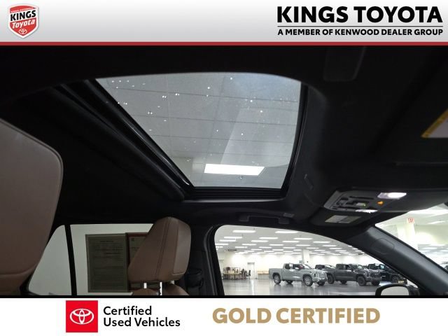 Certified 2025 Toyota 4Runner Limited AWD/4WD image 10