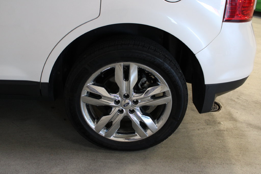 Used 2013 Ford Edge Limited FWD image 35