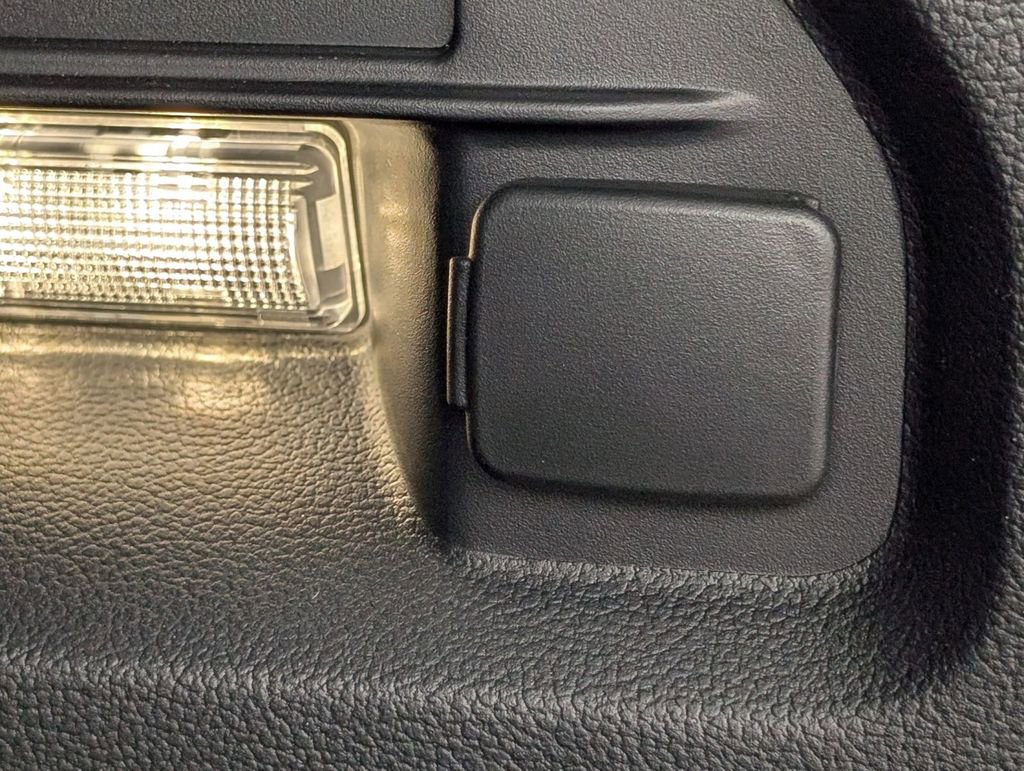 New 2025 Ford Explorer Active w/ Active Comfort Package image 20