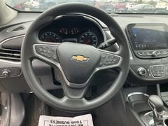 Used 2023 Chevrolet Malibu LT w/ Driver Confidence Package FWD image 12