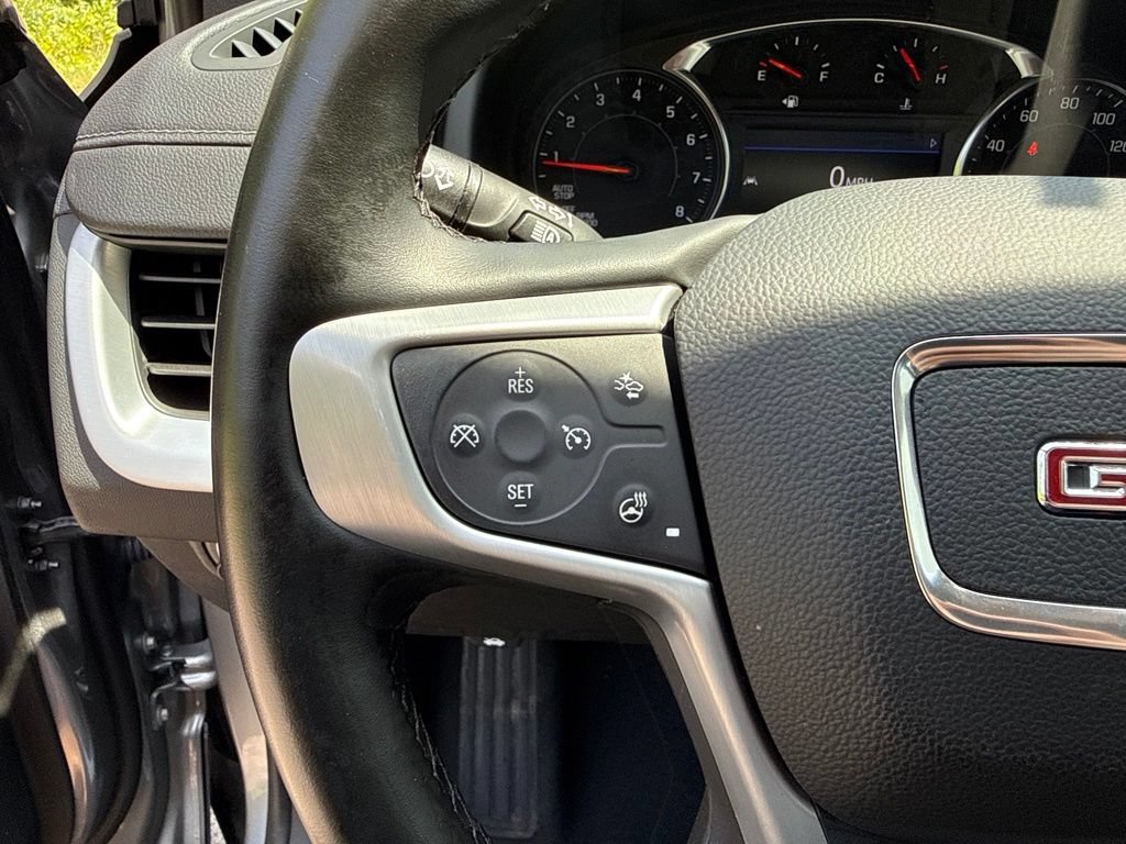 Used 2023 GMC Terrain SLT w/ LPO, Floor Liner Package AWD/4WD image 27